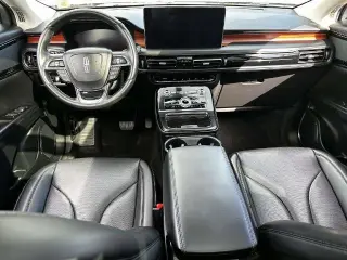 Lincoln Nautilus 2023 AWD Reserve SUV de 4 puertas