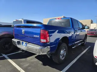 Ram 2500 2017 4x4 Tradesman 4 puertas Cabina Doble batea de 6.3 pies