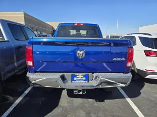 Ram 2500 2017 4x4 Tradesman 4 puertas Cabina Doble batea de 6.3 pies