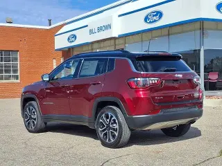 Jeep Compass 2022 4x4 Limited SUV de 4 puertas
