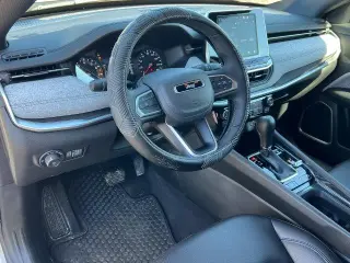Jeep Compass 2025 4x4 Latitude 4dr SUV