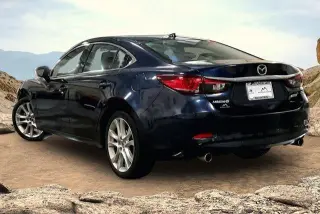 Mazda Mazda6 2015 i Touring Sedán 4 puertas 6M