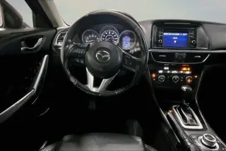 Mazda Mazda6 2015 i Touring Sedán 4 puertas 6M