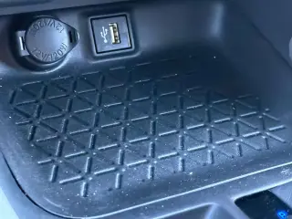 Toyota RAV4 2024 AWD LE SUV de 4 puertas