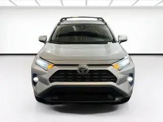 Toyota RAV4 2021 XLE Premium SUV de 4 puertas