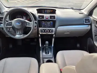 Subaru Forester 2016 AWD 2.5i Touring Vagoneta de 4 puertas