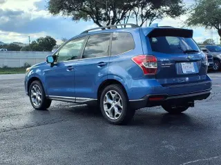 Subaru Forester 2016 AWD 2.5i Touring Vagoneta de 4 puertas