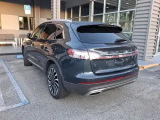 Lincoln Nautilus 2023 AWD Black Label SUV de 4 puertas