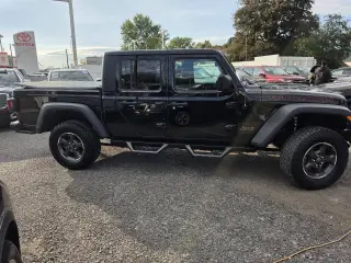 2022 Jeep Gladiator