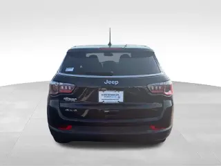 Jeep Compass 2024 4x4 Sport SUV de 4 puertas