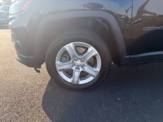 Jeep Compass 2024 4x4 Sport SUV de 4 puertas