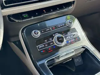 Lincoln Nautilus 2023 AWD Reserve SUV de 4 puertas