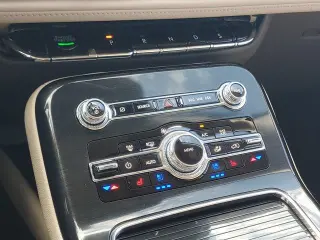 Lincoln Nautilus 2023 AWD Reserve SUV de 4 puertas
