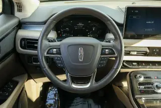 Lincoln Nautilus 2023 AWD Standard SUV de 4 puertas