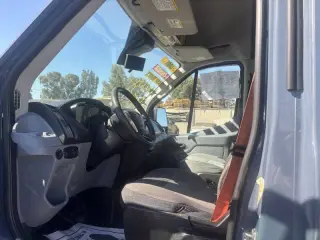 Ford Transit 2019