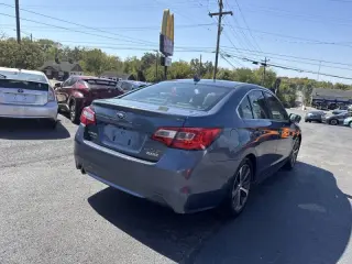 Subaru Legacy del 2016
