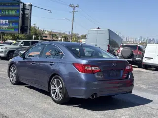 Subaru Legacy del 2016