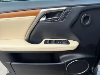 Lexus RX 350 2021 SUV de 4 puertas
