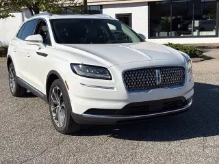 Lincoln Nautilus 2023 AWD Reserve SUV de 4 puertas