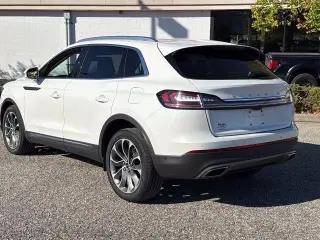 Lincoln Nautilus 2023 AWD Reserve SUV de 4 puertas