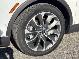 Lincoln Nautilus 2023 AWD Reserve SUV de 4 puertas