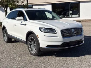Lincoln Nautilus 2023 AWD Reserve SUV de 4 puertas
