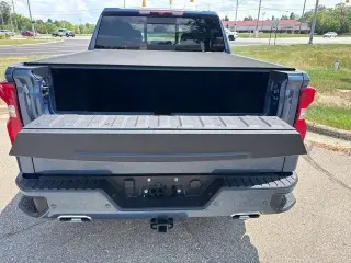 Chevrolet Silverado 1500 2024 4x4 High Country Cabina Crew Cab de 4 puertas y caja corta de 6.6 pies