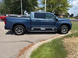 Chevrolet Silverado 1500 2024 4x4 High Country Cabina Crew Cab de 4 puertas y caja corta de 6.6 pies