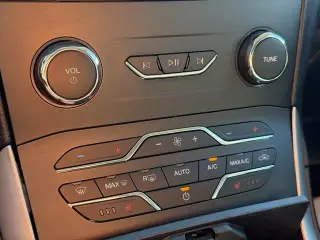 Ford Edge 2020 AWD SEL 4dr Crossover