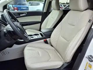 Ford Edge 2024 SUV de 4 puertas AWD Titanium