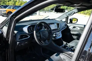 Chrysler Pacifica 2025 Limited 4dr Mini-Van