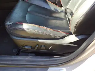 Kia K5 2022 GT 4dr Sedán