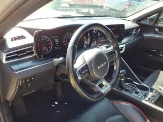 Kia K5 2022 GT 4dr Sedán