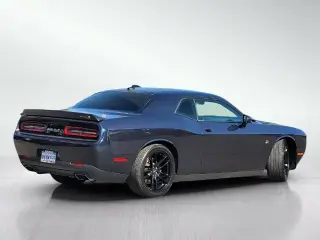 Dodge Challenger 2017 T/A 392 2dr Coupe