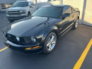 Ford Mustang 2008 GT Deluxe 2dr Fastback
