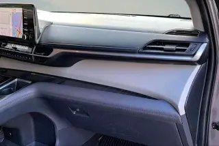 Toyota Sienna 2022 Limited 7-Pasajeros 4p Mini-Van
