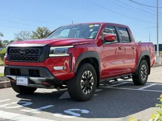 Nissan Frontier 2024 4x4 PRO-4X 4dr Crew Cab 5 ft. SB