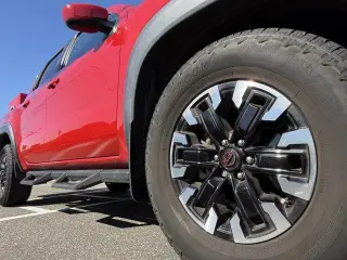 Nissan Frontier 2024 4x4 PRO-4X 4dr Crew Cab 5 ft. SB