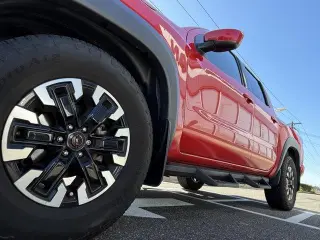 Nissan Frontier 2024 4x4 PRO-4X 4dr Crew Cab 5 ft. SB