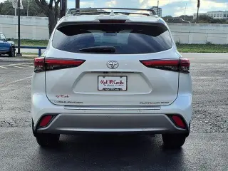 Toyota Highlander 2020 AWD Platinum 4dr SUV