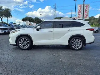 Toyota Highlander 2020 AWD Platinum 4dr SUV