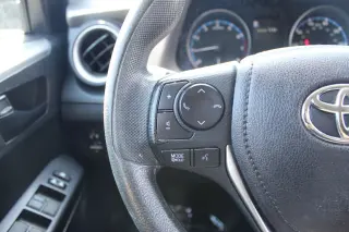 TOYOTA RAV4 2017