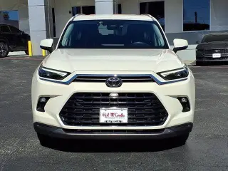 Toyota Grand Highlander 2024 XLE 4 SUV
