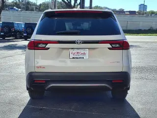 Toyota Grand Highlander 2024 XLE 4 SUV