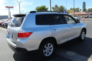 TOYOTA HIGHLANDER 2012