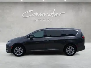 Chrysler Pacifica 2017 Touring-L Plus 4dr Mini-Van