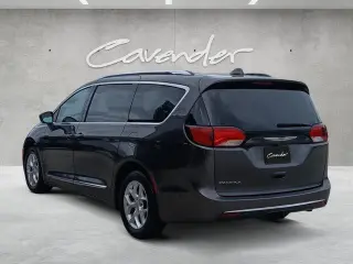 Chrysler Pacifica 2017 Touring-L Plus 4dr Mini-Van