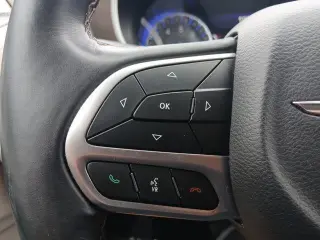 Chrysler Pacifica 2017 Touring-L Plus 4dr Mini-Van