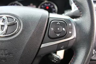 TOYOTA CAMRY 2017