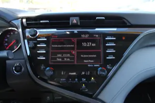 TOYOTA CAMRY 2019